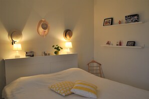 Superior Twin Room, Shared Bathroom | Individually decorated, individually furnished, free WiFi, bed sheets - Villa Sandby Bed and Breakfast (Borrby)