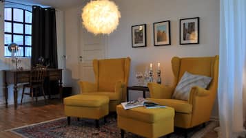 Deluxe Double Room | Individually decorated, individually furnished, free WiFi, bed sheets