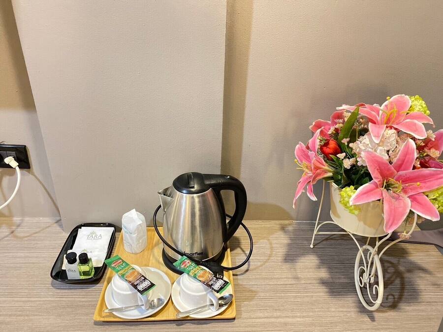 Kopi dan/atau pembancuh kopi