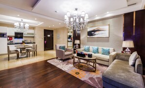 Minibar, in-room safe, desk, blackout drapes - Boudl Al Sahafa (Riyadh)