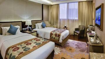 Minibar, in-room safe, desk, blackout drapes