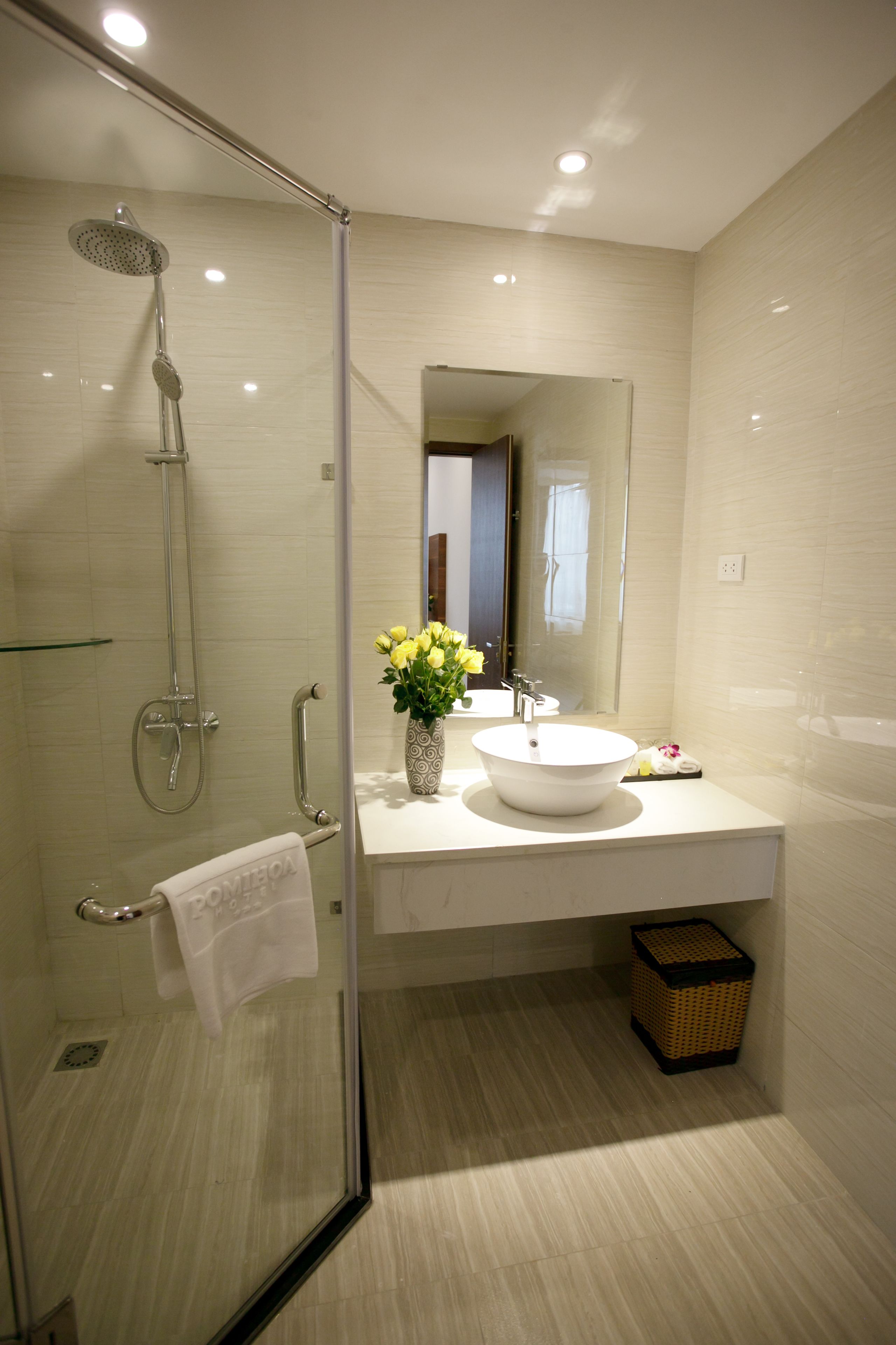 executive double room | bathroom | shower, free toiletries, hair dryer, dressing gowns