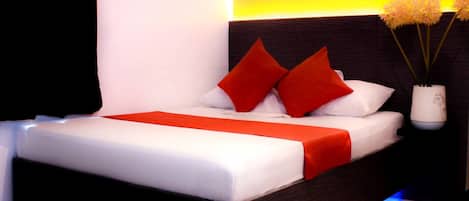 Studio | Een minibar, een bureau, een strijkplank/strijkijzer, gratis wifi