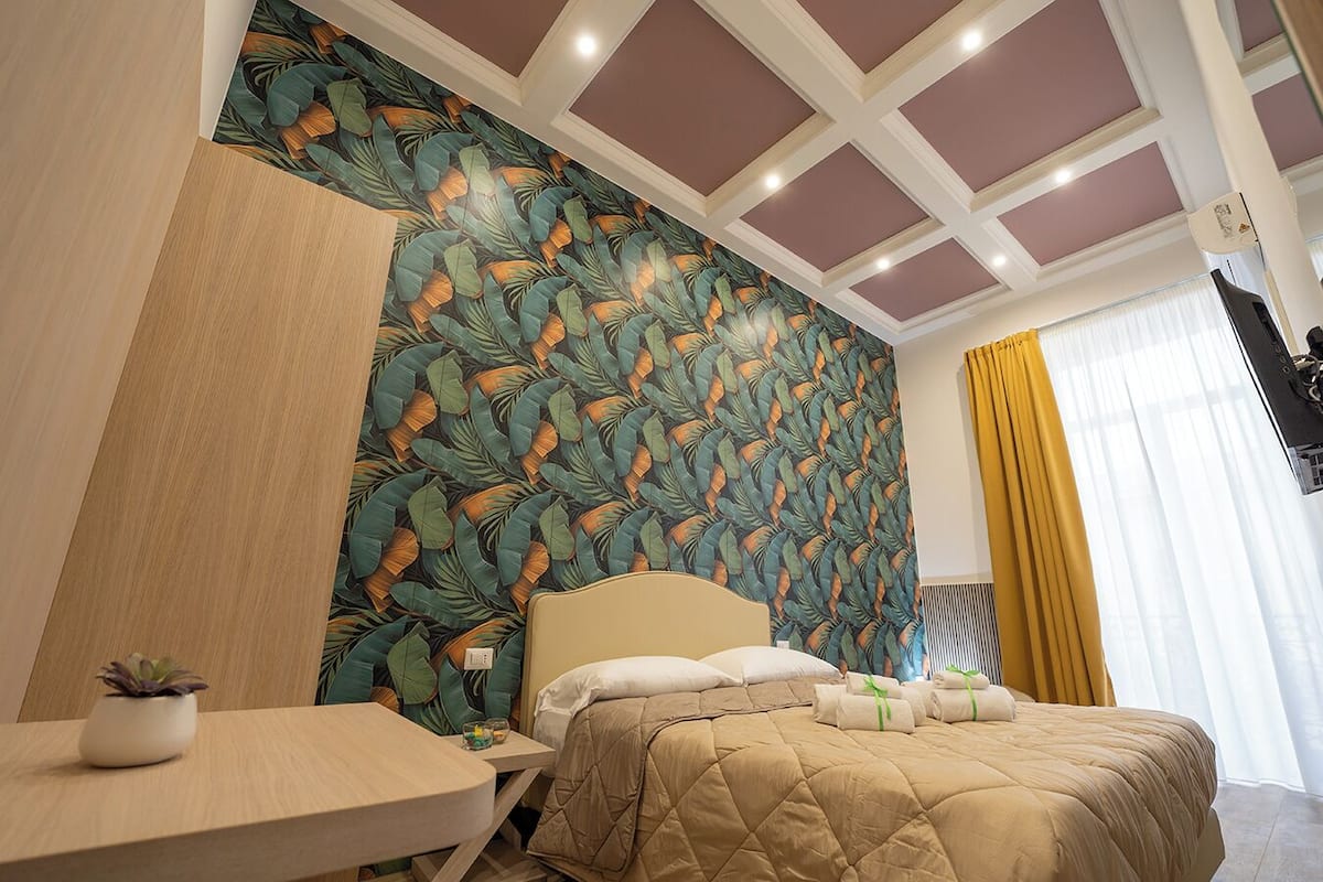 Suite studio Junior, vue sur la ville, dans lâĂ©difice annexe | Draps italiens de Frette, literie de qualitĂ©, couette en duvet