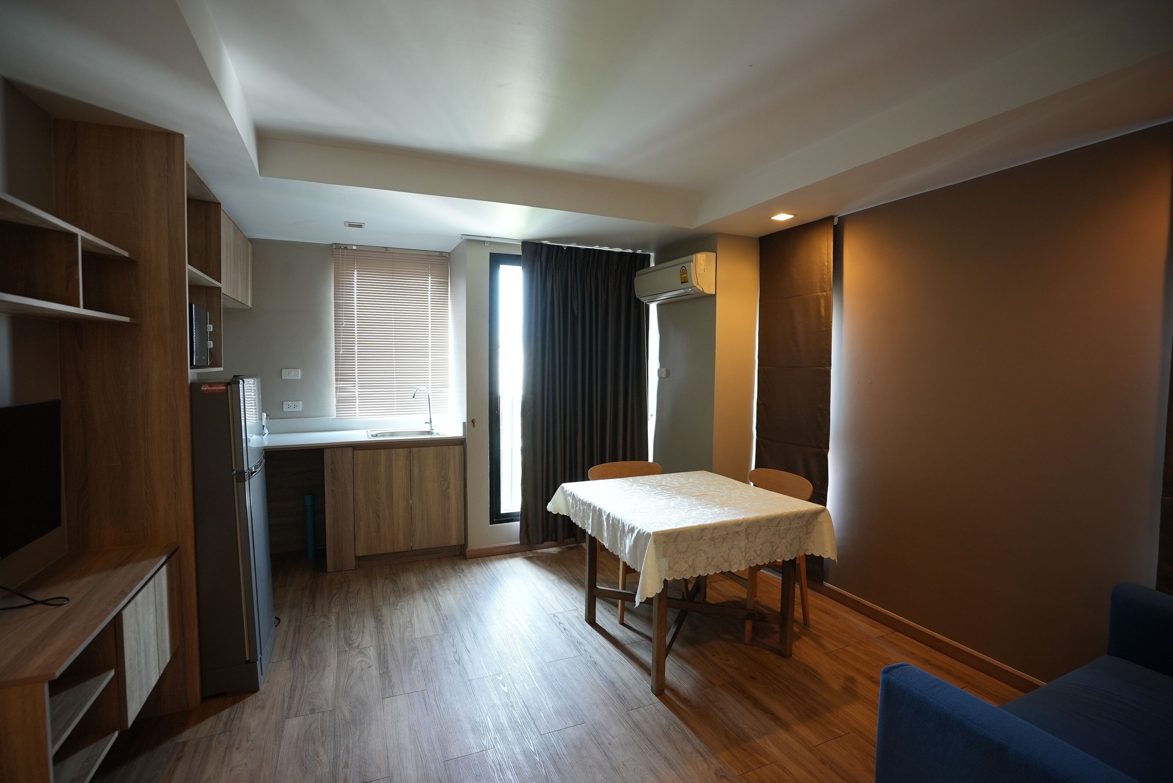 suite, 2 bedrooms | 1 bedroom, individually furnished, desk, free wifi