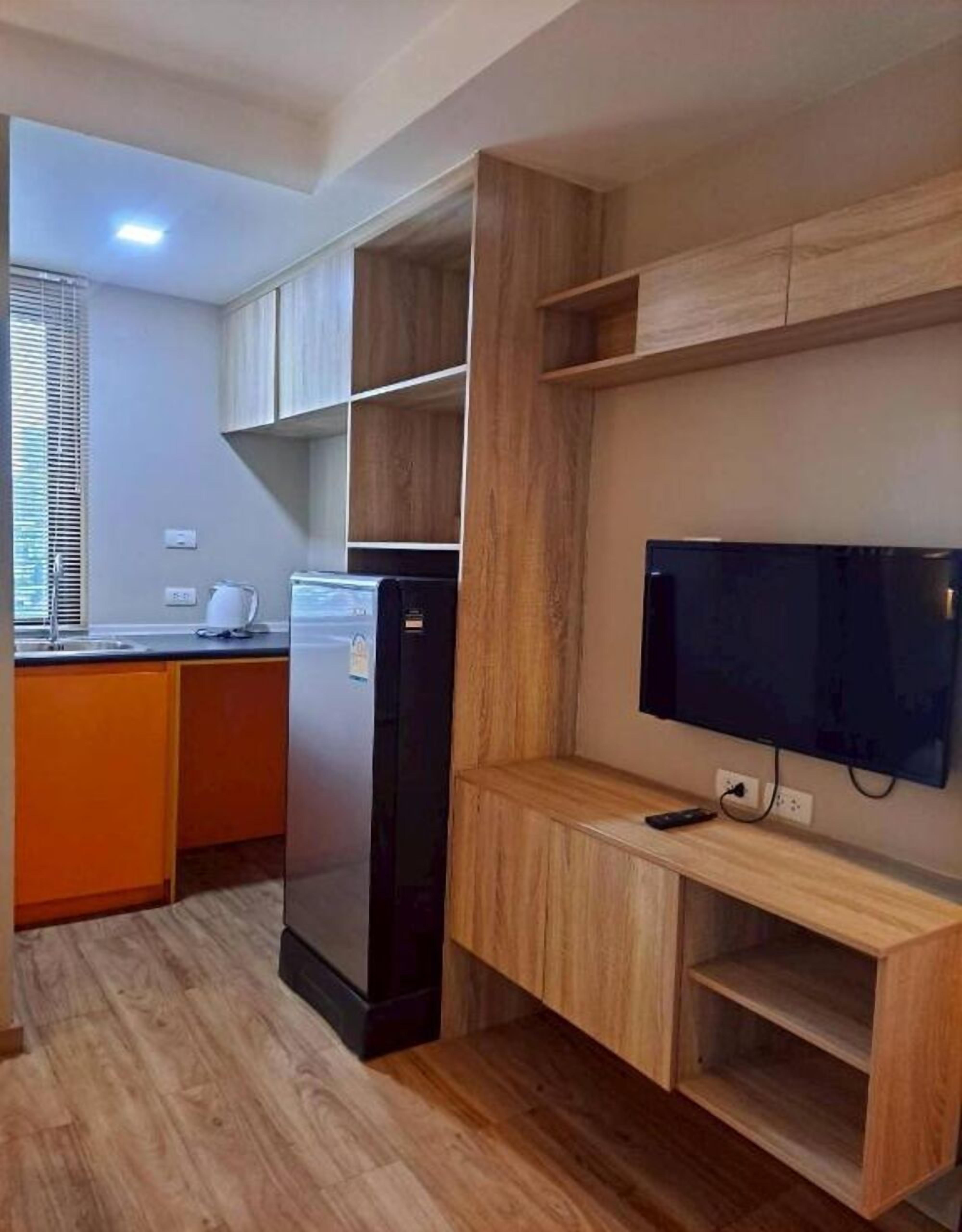 Photo - Baan Tanwa - MRT Ratchadapisek Exit 1 or 2