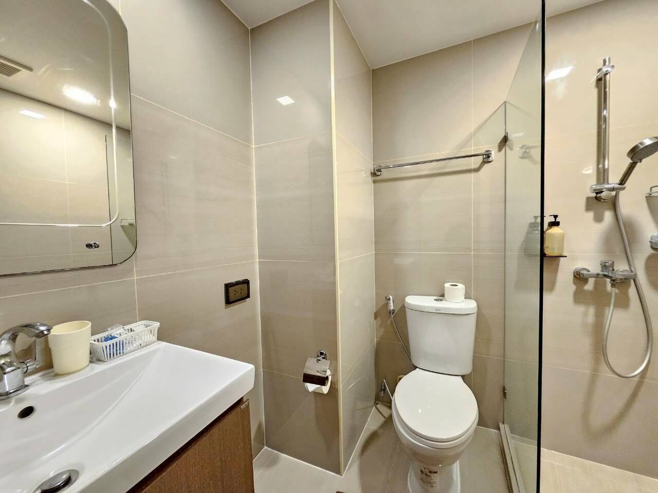 Photo - Baan Tanwa - MRT Ratchadapisek Exit 1 or 2