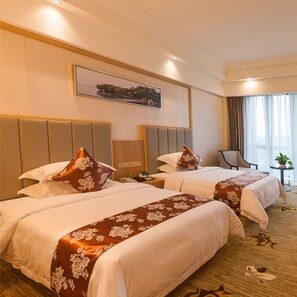 Decoración personalizada, muebles diferentes y escritorio 