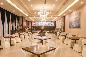 Desayuno buffet incluido todos los días 