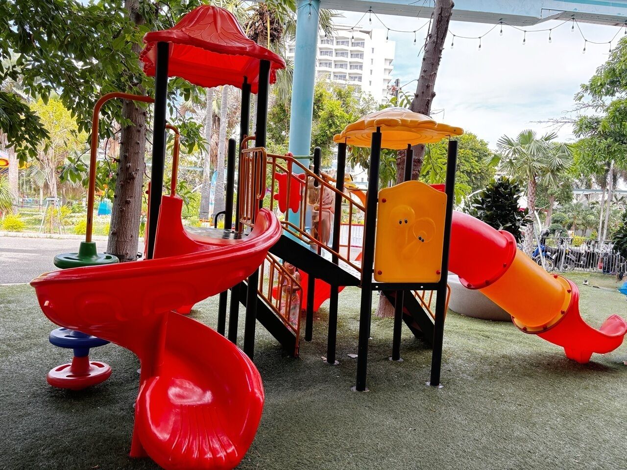 Photo - Pattaya Park Beach Resort