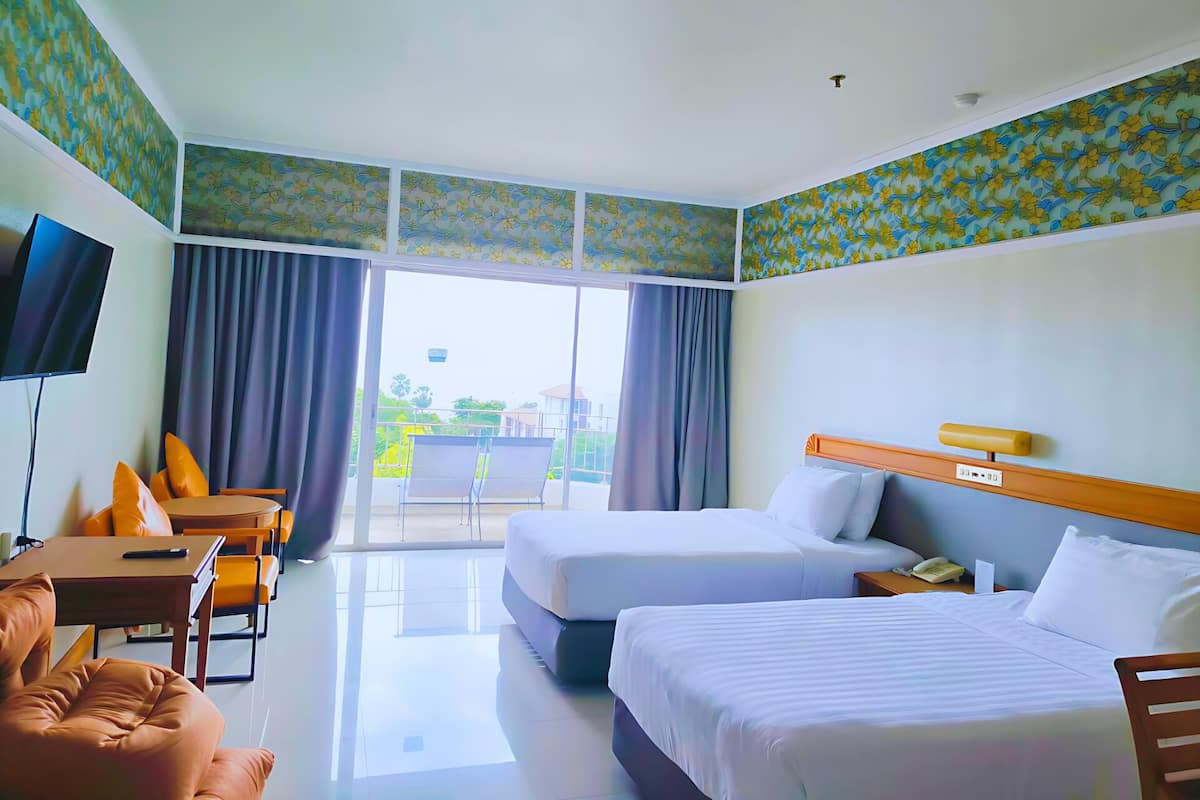 Superior Room, City View (Park Wing) | 1 bedroom, minibar, in-room safe, blackout drapes