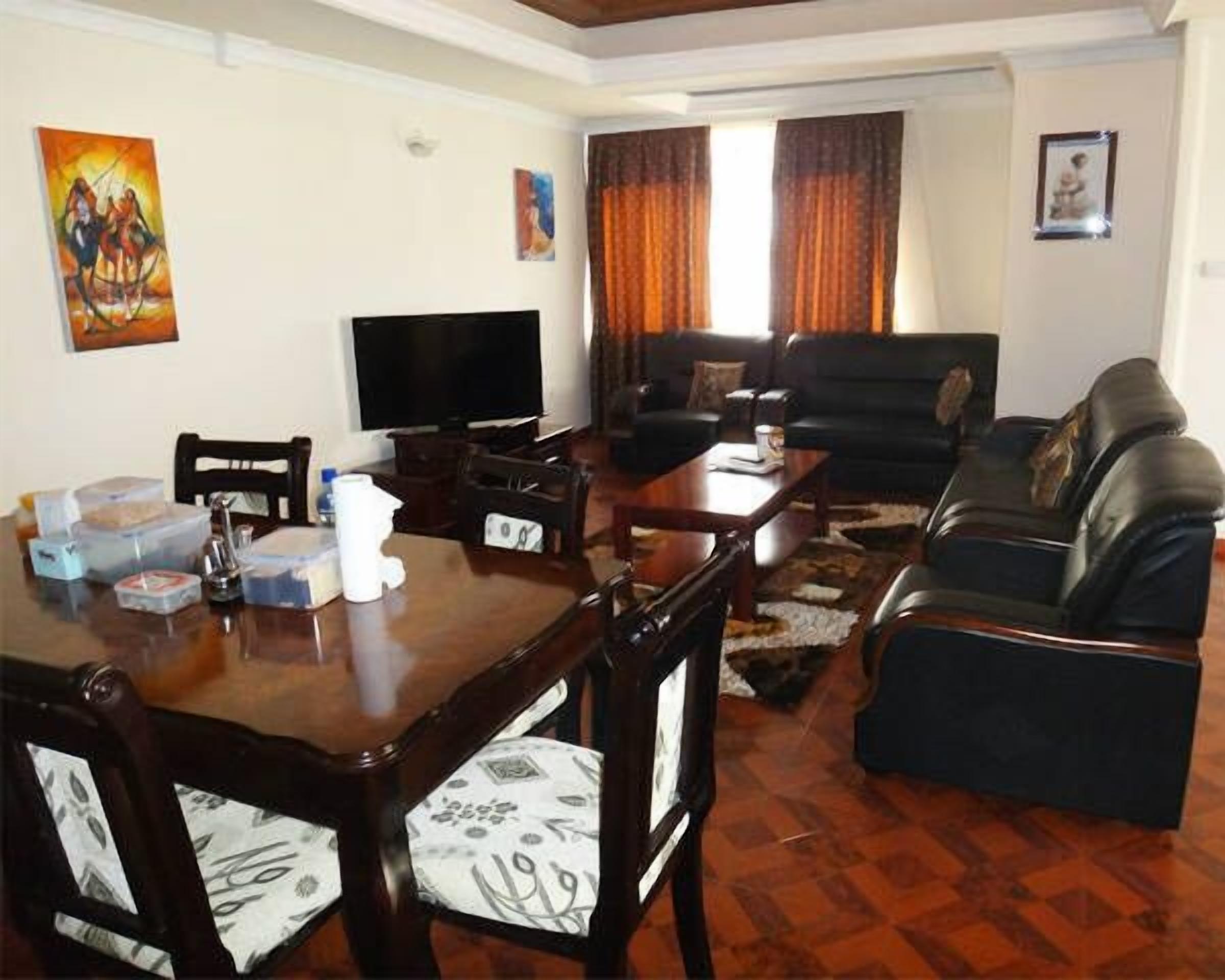 deluxe suite, 2 bedrooms | in-room dining