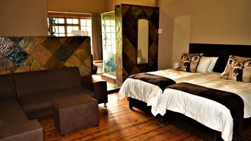 Chambre Standard, vue vallée | Coin séjour