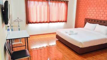 Standard Room | Desk, free WiFi