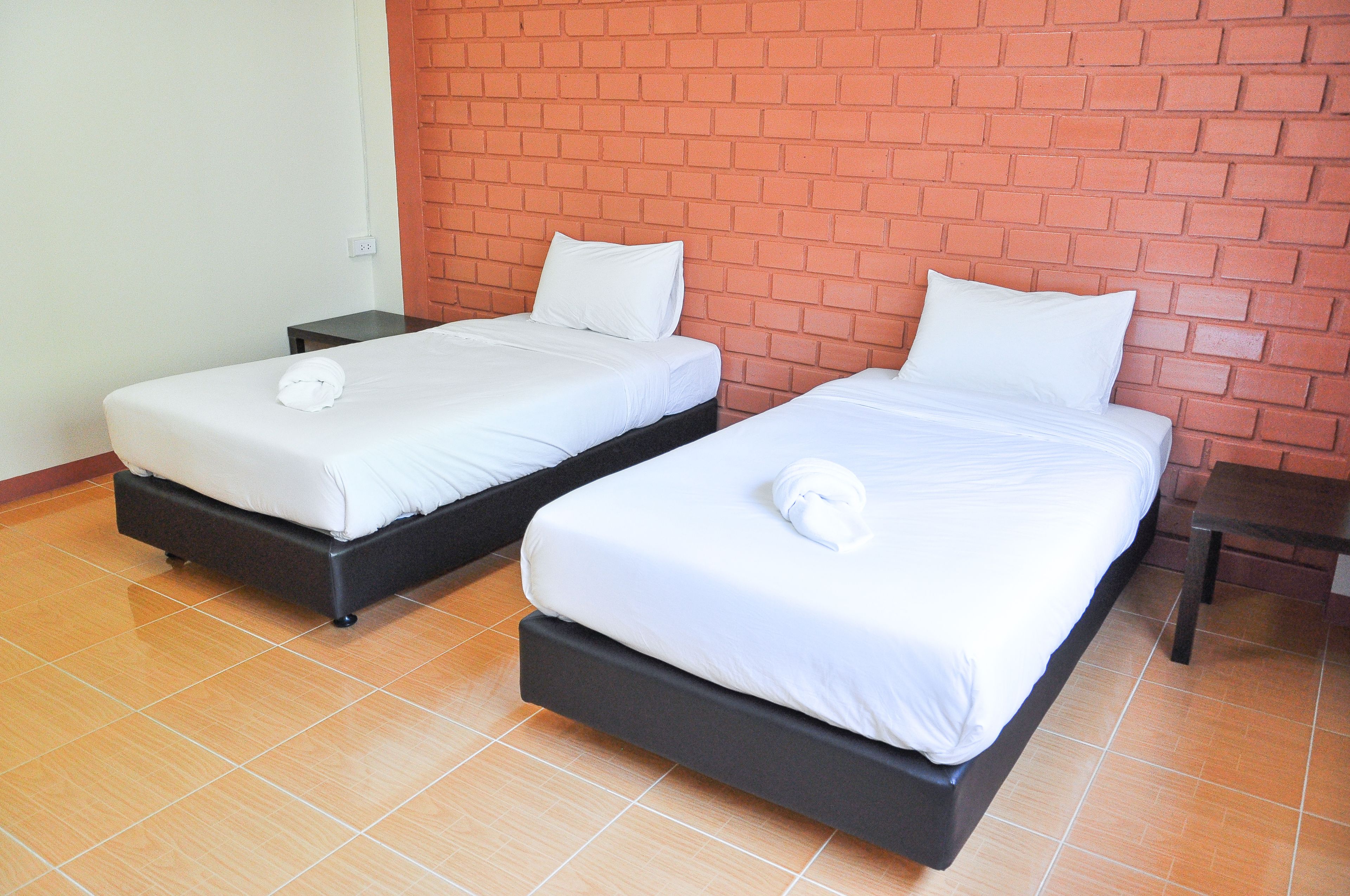standard twin room | 1 bedroom, desk, free wifi
