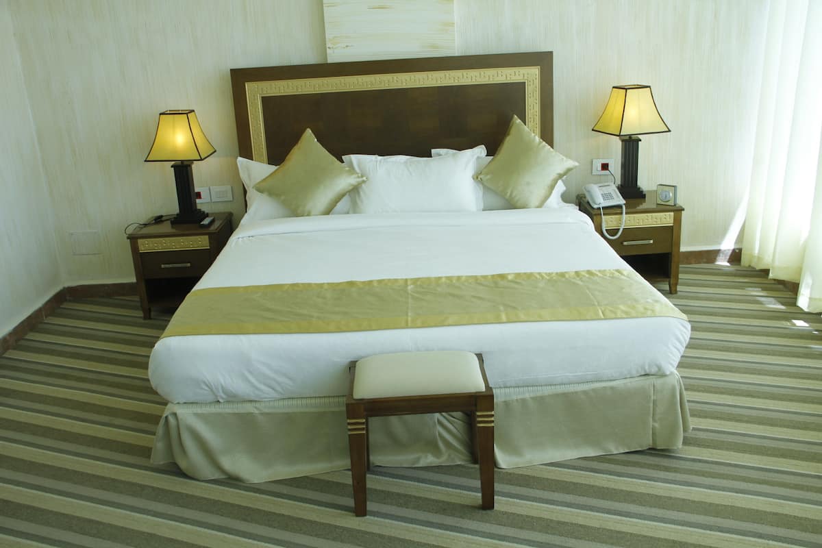 Standard Double Room | 1 bilik tidur, peralatan tempat tidur premium, bar mini