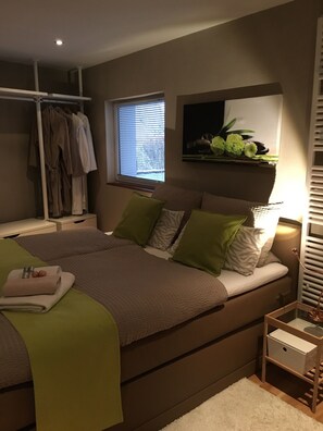 Comfort Apartment, 1 Bedroom, Balcony (Sauna) | Hypo-allergenic bedding, desk, blackout drapes, cribs/infant beds