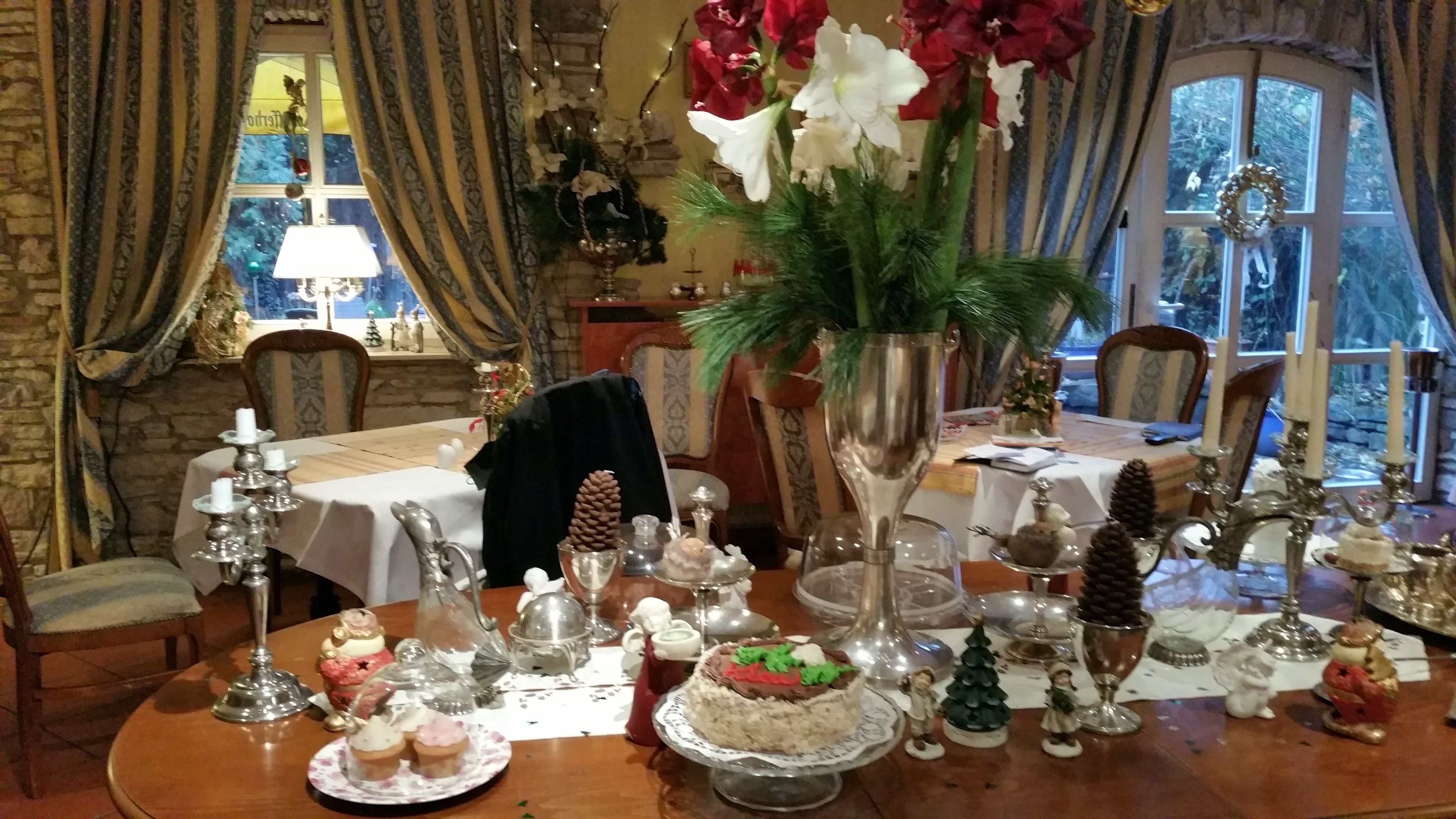 Dinner served, German cuisine