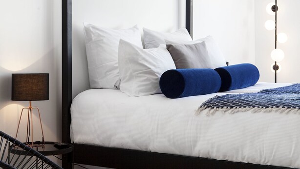 Ảnh chưa phân loại, 1 trong số 28 ảnh, nút