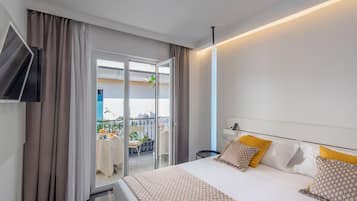 Camera Superior con letto matrimoniale o 2 letti singoli, 1 camera da letto, non fumatori, terrazzo | Copriletto in piuma, una scrivania, postazione laptop, Wi-Fi gratuito