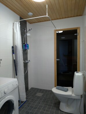 Superior-lejlighed - 1 soveværelse | Badeværelse | Kombination af bruser/badekar, gratis toiletartikler, hårtørrer, bidet