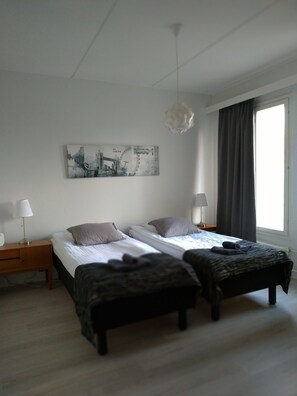 Apartamento luxo, 1 quarto | 1 quarto, escrivaninha, quartos à prova de som