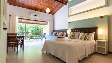 Quarto clássico (Master) | Roupas de cama premium, frigobar, cofres nos quartos, cortinas blackout