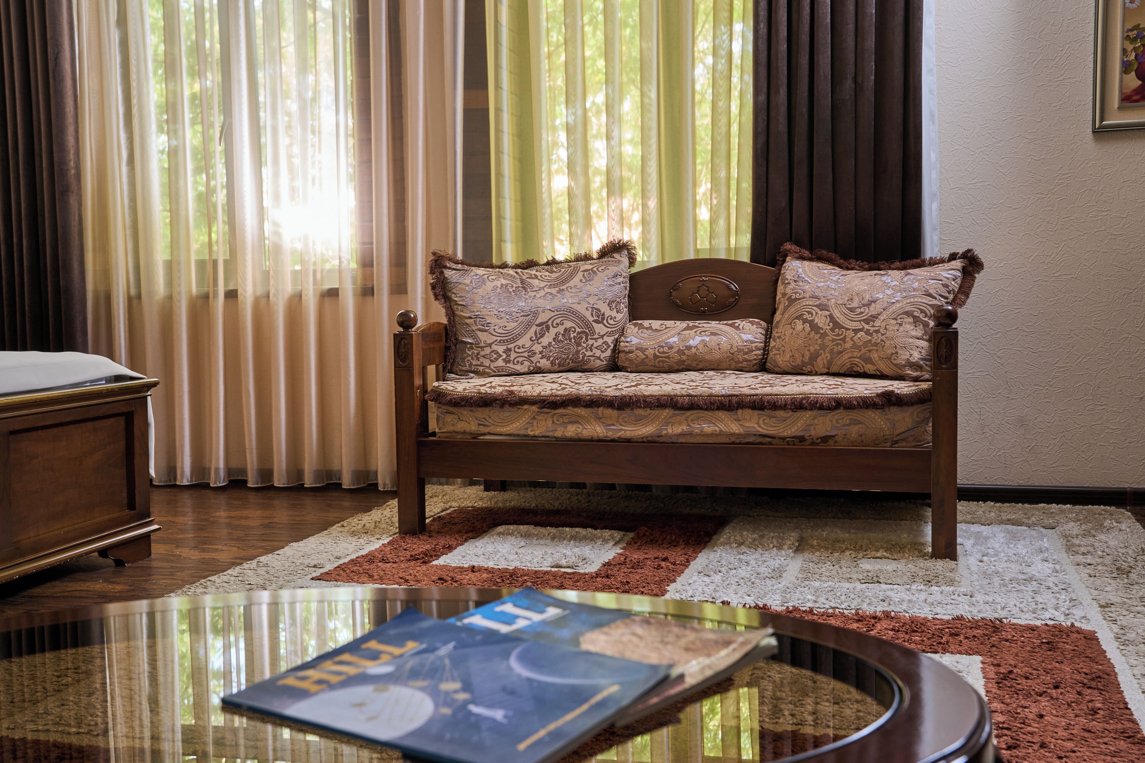 Deluxe Room | Down comforters, minibar, in-room safe, desk