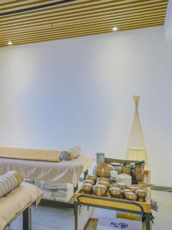 Aromatherapy, deep-tissue massages, massages