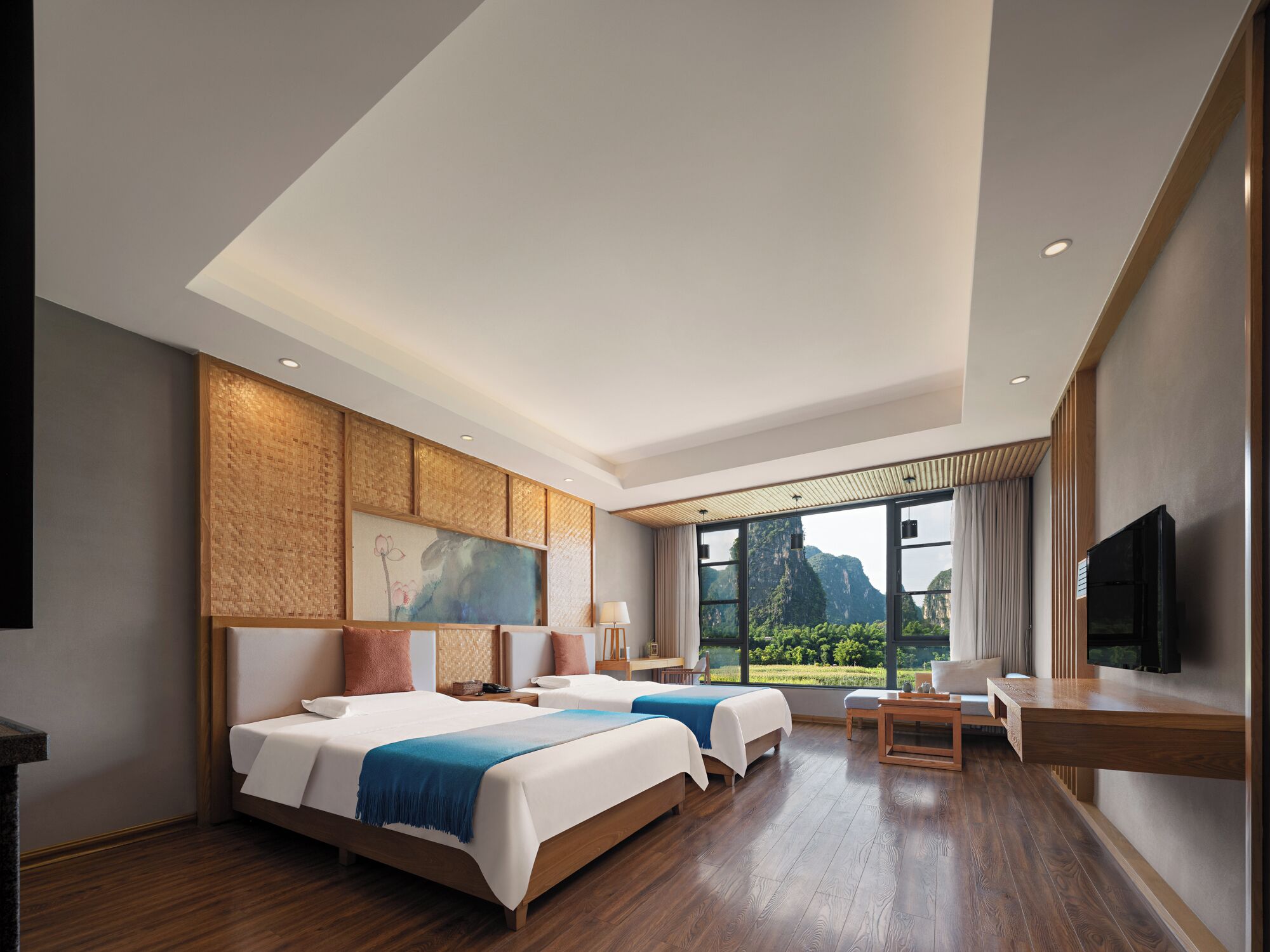 Deluxe-Zweibettzimmer, eigenes Bad, Bergblick