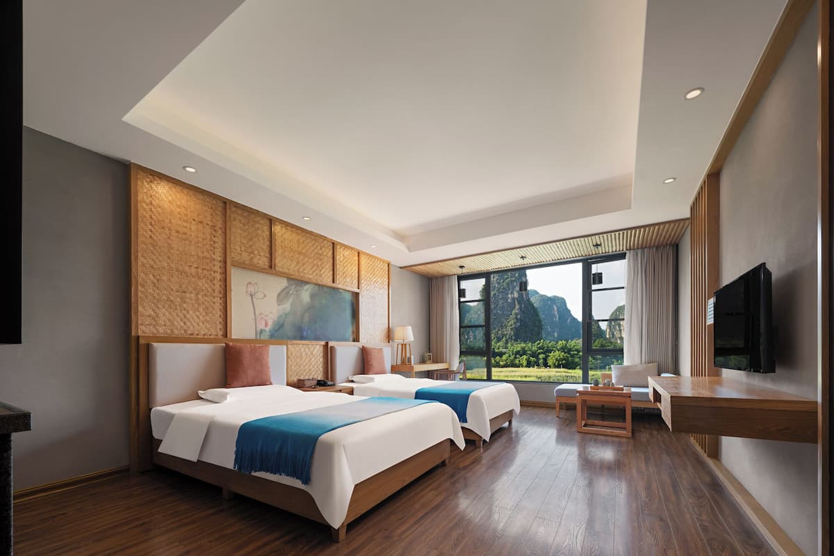 Deluxe Twin Room, Private Bathroom, Mountain View