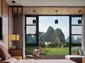 Habitación Deluxe doble, vistas a la montaña | Ropa de cama de alta calidad y decoración individual