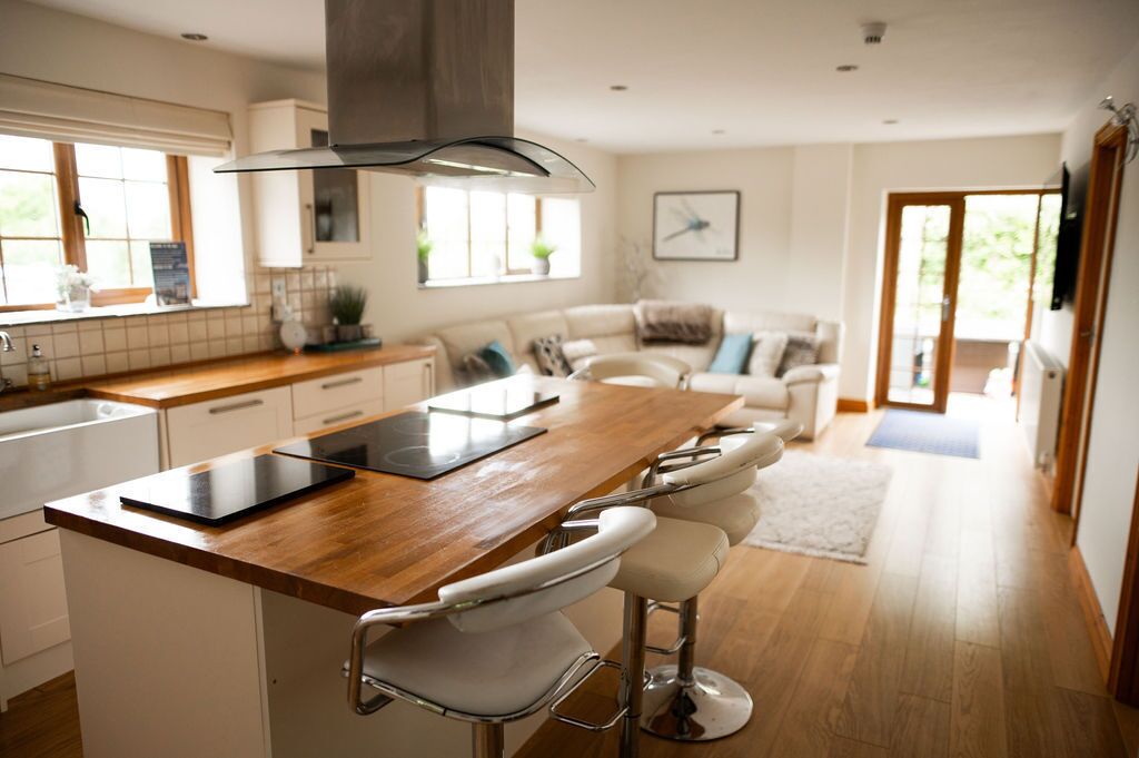 Photo - The Anchorage & The Tackleshed