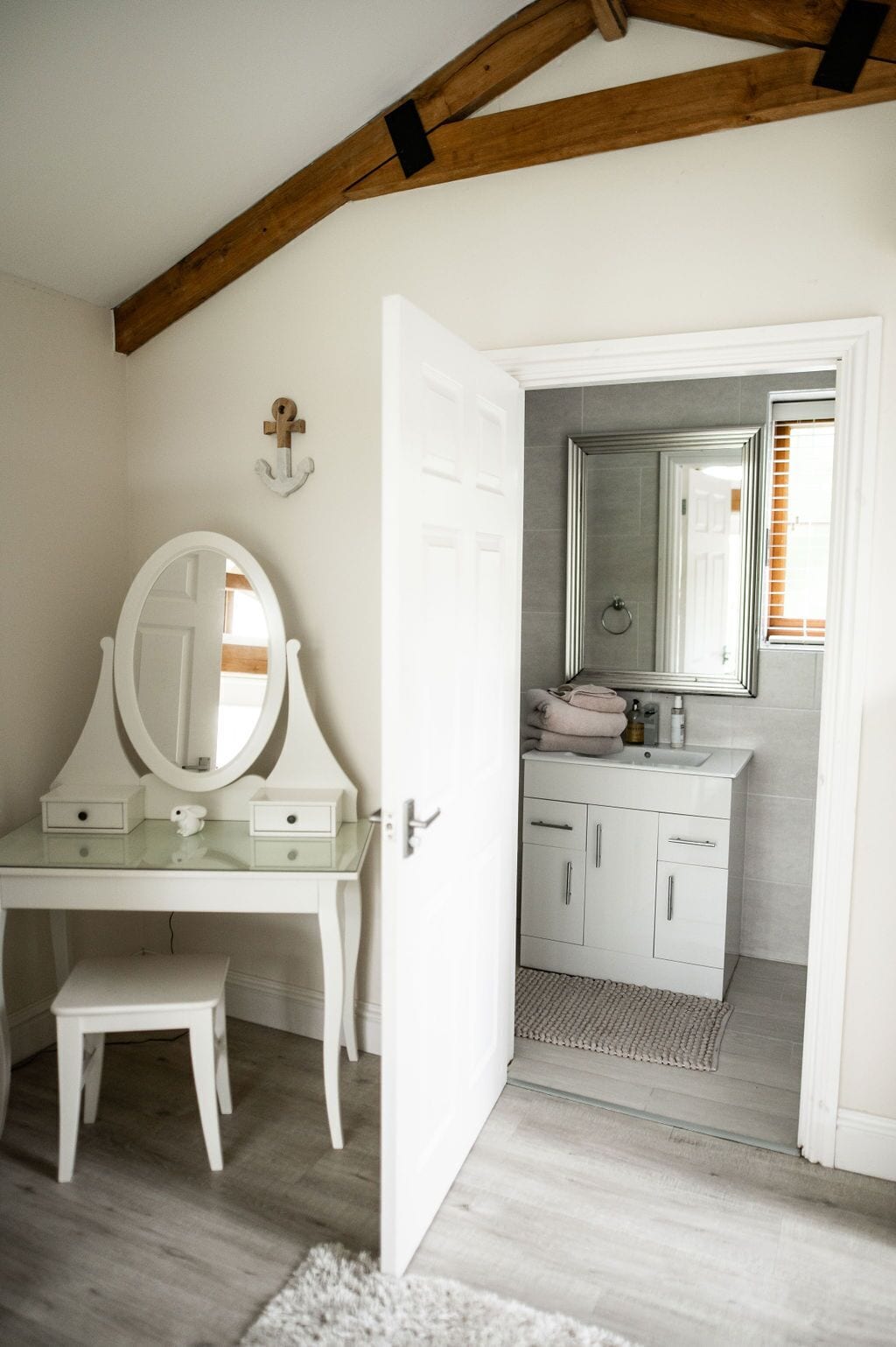 Photo - The Anchorage & The Tackleshed