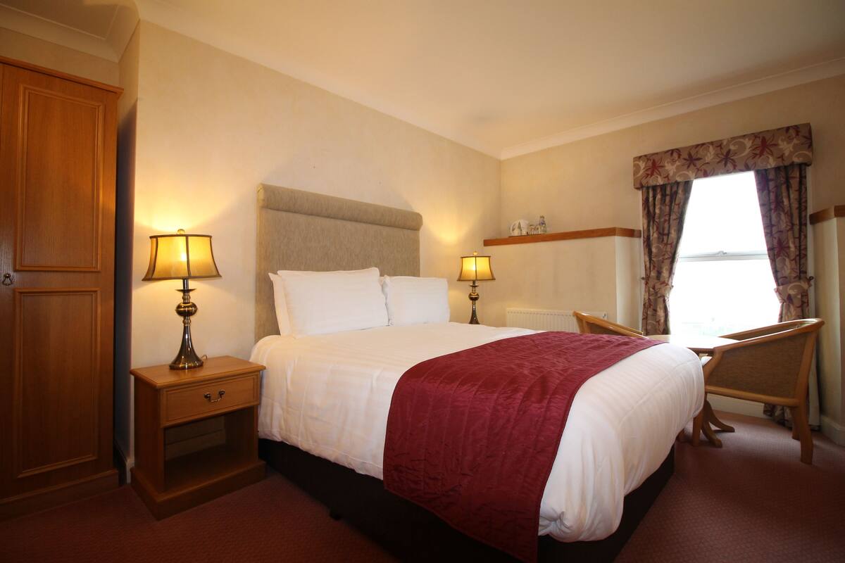 Iron/ironing board, free cots/infant beds, rollaway beds, free WiFi