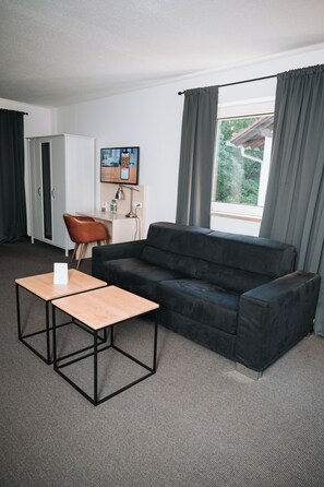 Quarto casal standard | Escrivaninha, Wi-Fi de cortesia