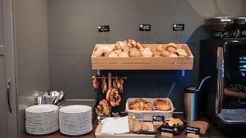 Desayuno buffet todos los días (con cargo)