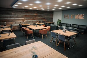 Restaurant - Hotel Alpenglühen (Olching)