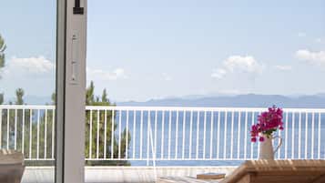 Soundproofing, iron/ironing board, free WiFi, bed sheets