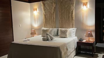 Bangalo Familia Luxo | 1 多间卧室、埃及棉床单、高档床上用品、迷你吧