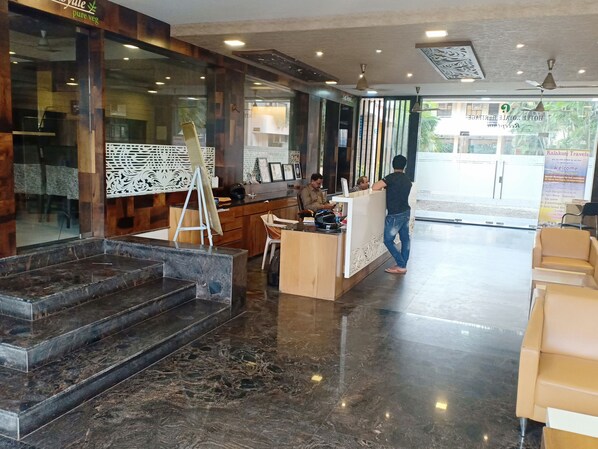 Reception - Hotel Royale Heritage (Nashik)