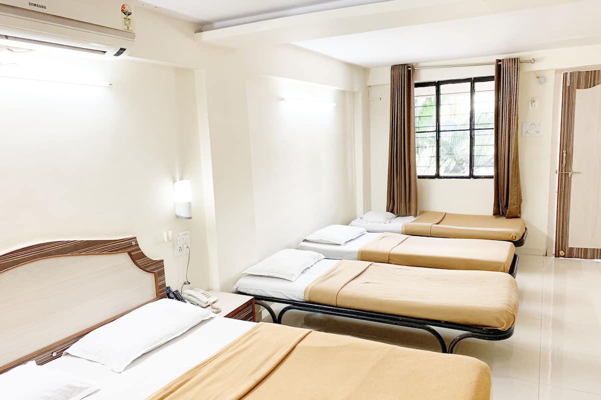 1 bedroom, premium bedding, down comforters, individually decorated