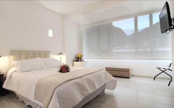 Standard Single Room | Premium bedding, minibar, in-room safe, desk - Hotel Inter Bogota (Bogotá)