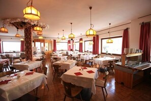 Restaurant - Hotel Col Di Lana (Canazei)