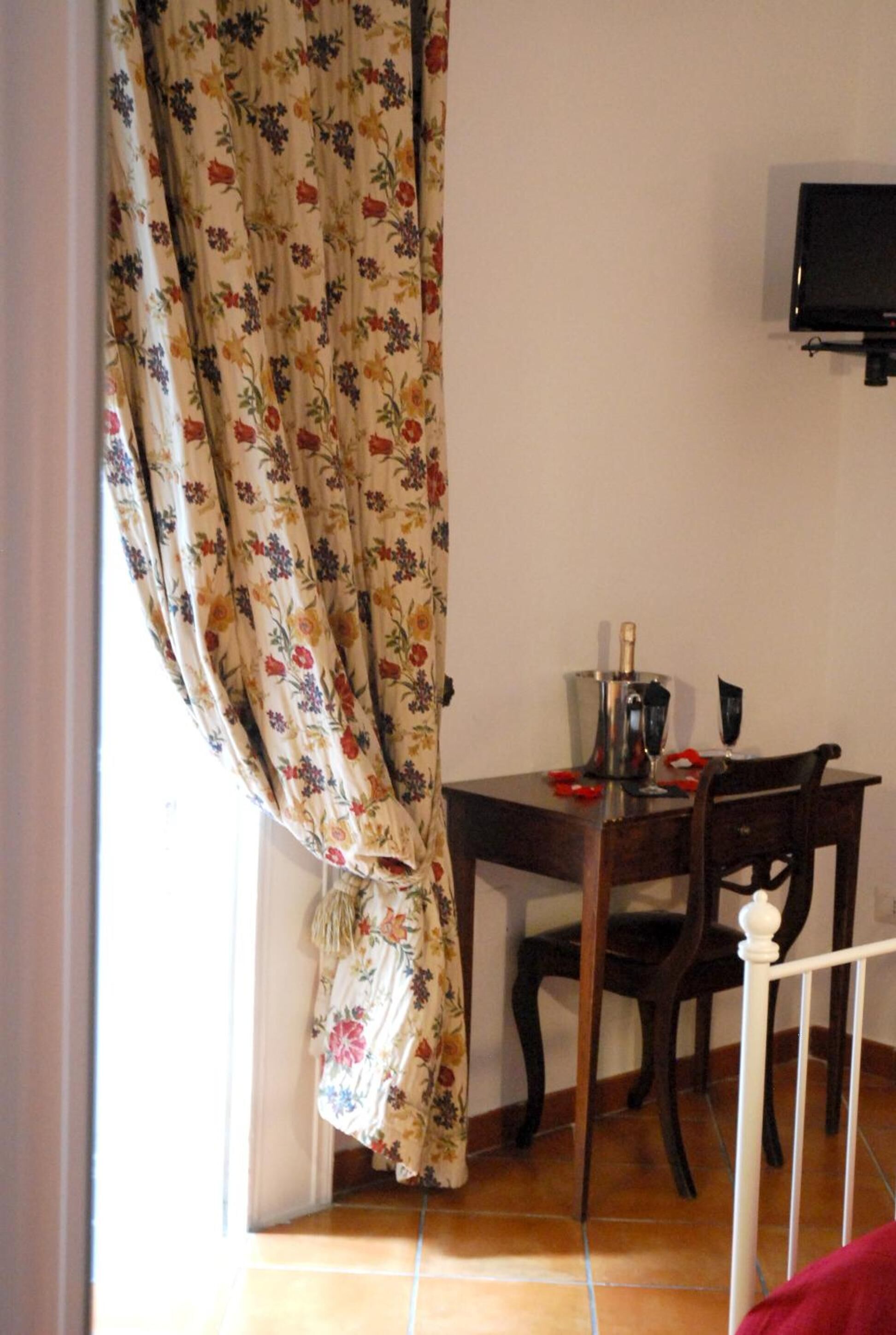Photo - La Locanda dell'Arte-Piazza Dante