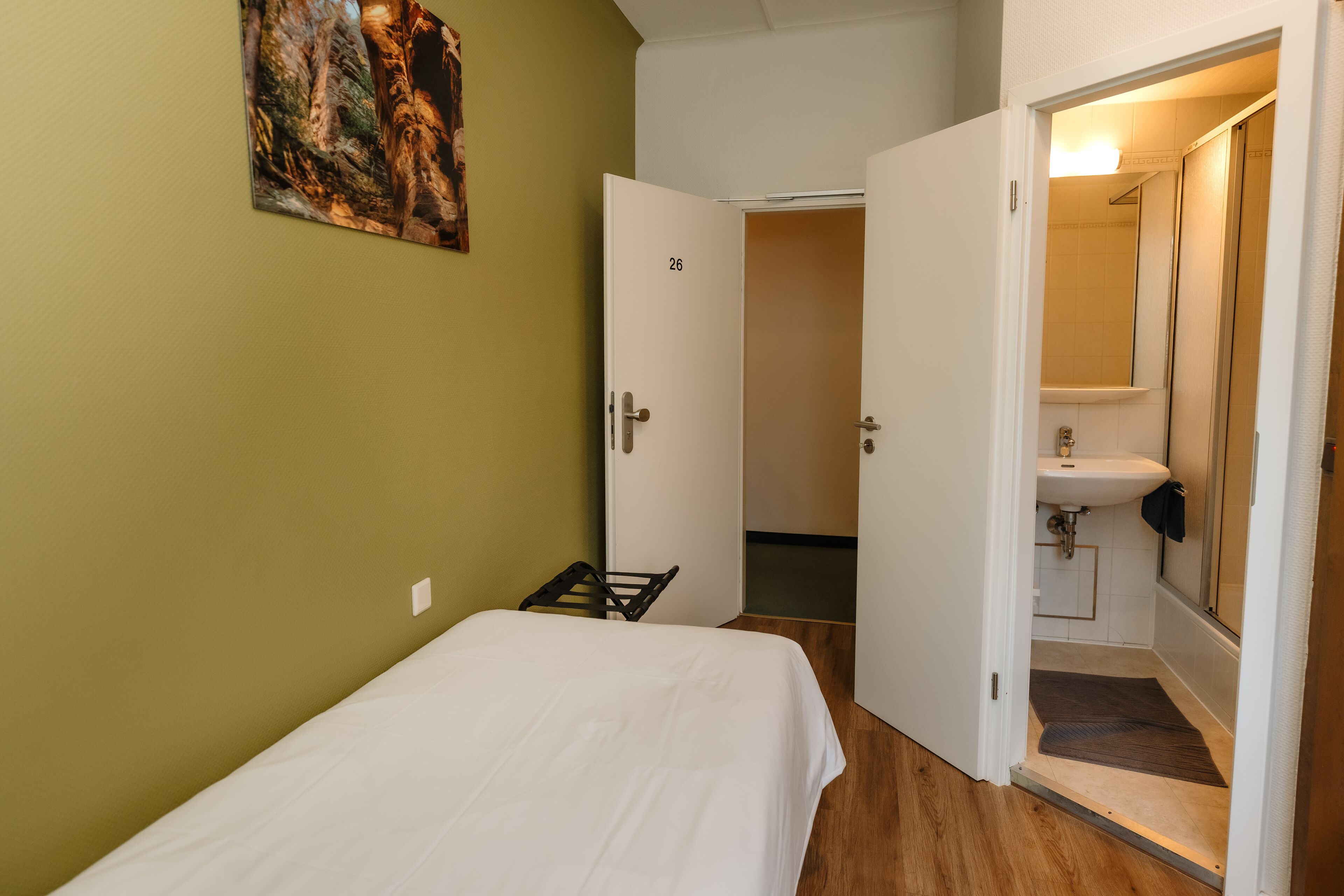 single room | free wifi, wheelchair access