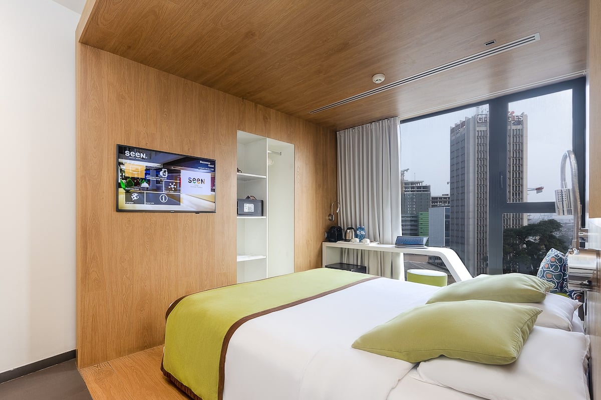1 bedroom, premium bedding, pillowtop beds, in-room safe