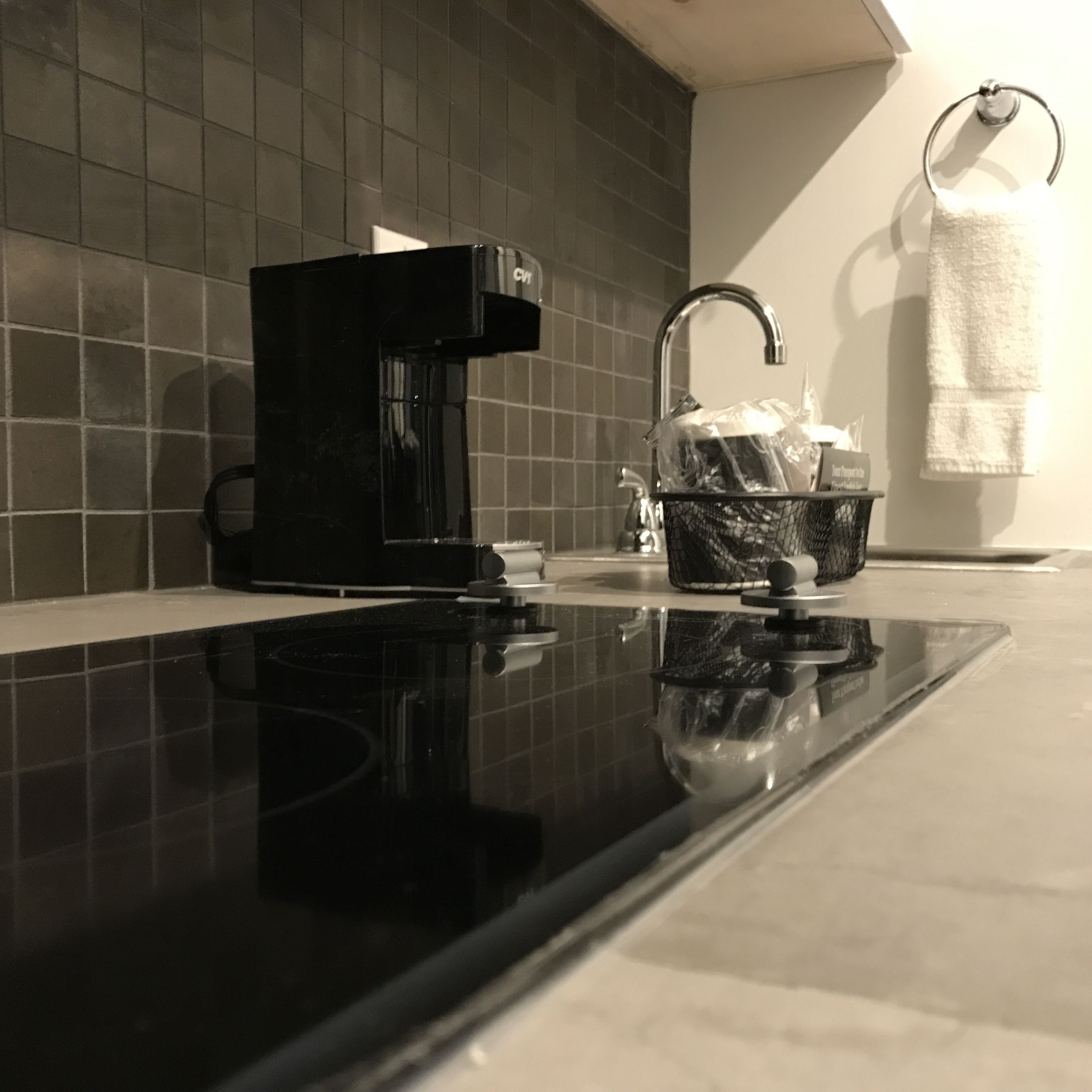 deluxe double room | coffee and/or coffee maker