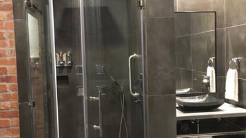 Ilmaiset hygieniatuotteet, pyyhkeet