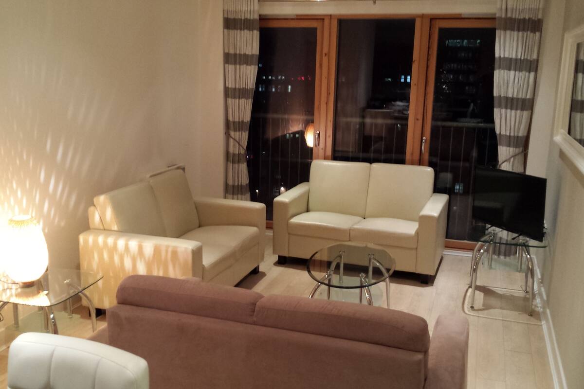 Apartment, 2 Bedrooms, Balcony, City View | Desk, iron/ironing board, WiFi (free)
